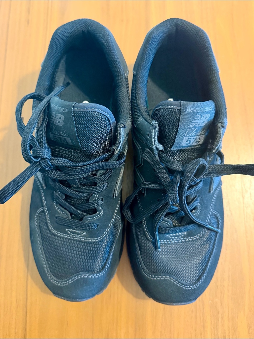 New Balance 574 Core ML574EVE Black Classic Lace Up Running Shoes Men’s Size 7.5